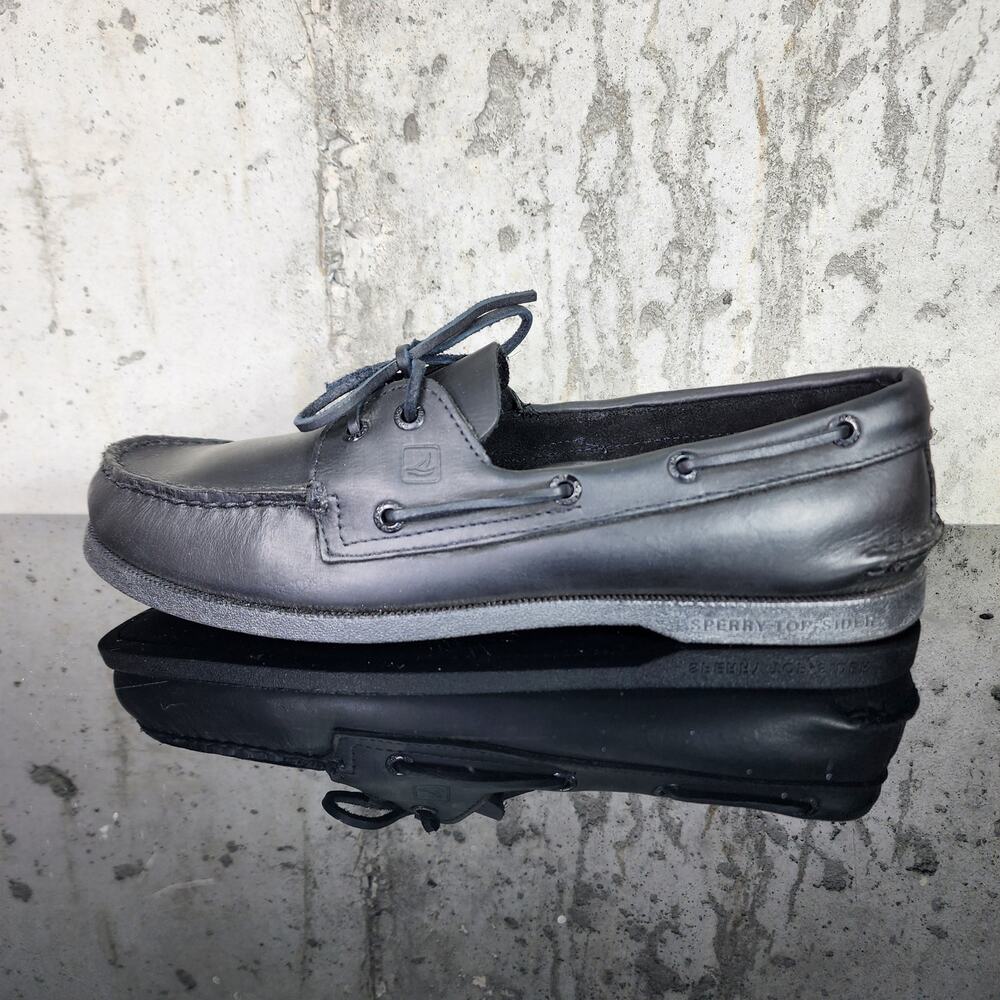 COND 9 out of 10 Sperry Top Sider Mens Boat Shoes Size 10.5 Wide Black Leather - Picture 2 of 6